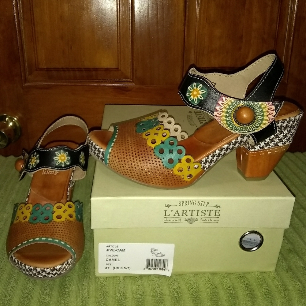 Women leather shoes